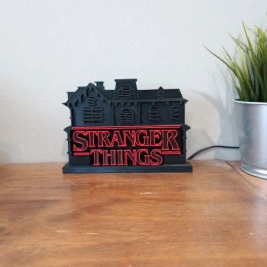Adorno 3D STRANGER THINGS - Casa Vecna